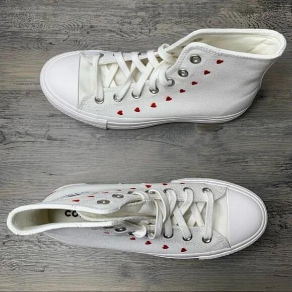 Women’s Converse Valentines Day Platform High White Multi Size - Picture 2 of 6